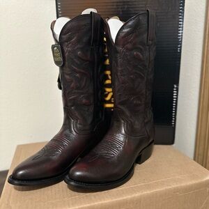 BRAND NEW Dan Post Mignon western Boots- Round toe